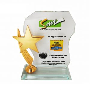 Crystal Plaque (Star) CR3027