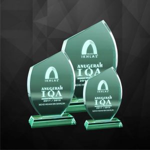 Crystal Plaque CR9009