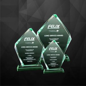 Crystal Plaques Iceberg Crystal Plaque CR9020 Iceberg Crystal Plaque CR9020