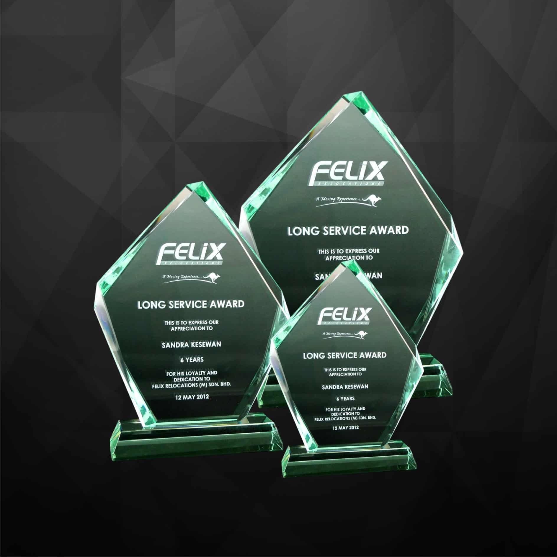 Crystal Plaques Iceberg Crystal Plaque CR9020 Iceberg Crystal Plaque CR9020