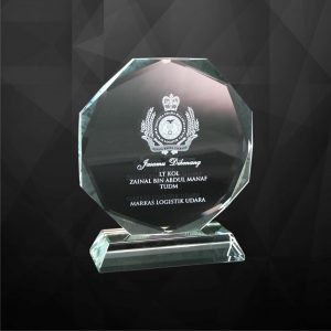 Crystal Plaques Octagonal Crystal Plaque CR9033 Octagonal Crystal Plaque CR9033