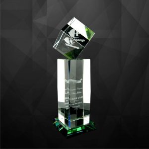Crystal Cube Trophy CR9065