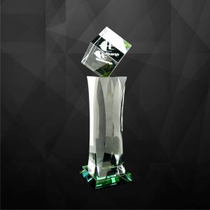 Crystal Cube Trophy CR9068
