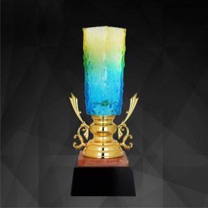 Crystal Trophy CR9183