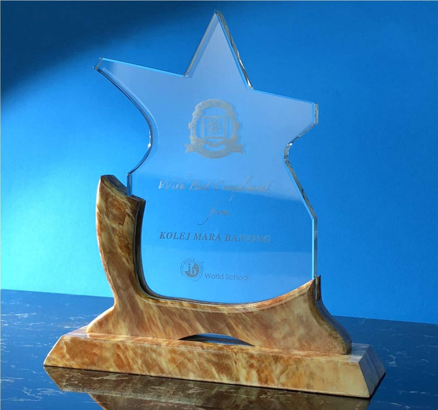 Crystal Plaques Star Crystal Award CR9304 Star Crystal Award CR9304