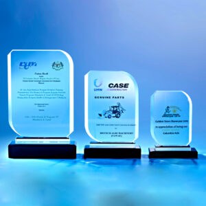 Crystal Plaque CR0066