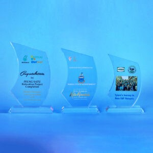 Crystal Plaque CR0177