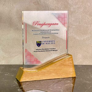 Crystal Plaques Crystal Plaque CR3120 Crystal Plaque CR3120