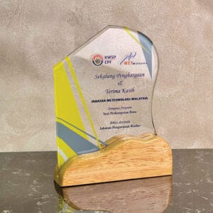 Crystal Plaques Crystal Plaque CR3126 Crystal Plaque CR3126