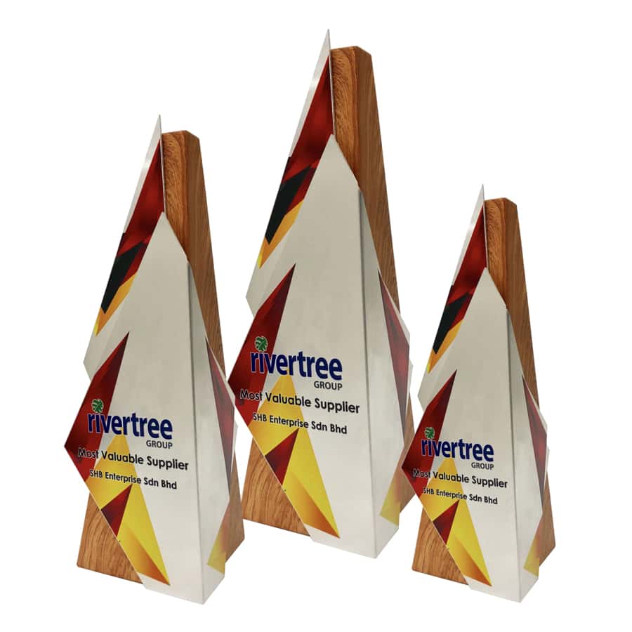 Custom Trophy Custom Trophy WP7417 Custom Trophy WP7417